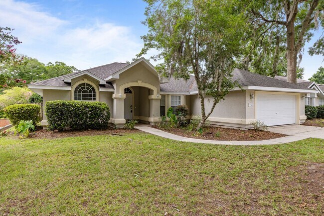 Building Photo - 3 Bedroom, 2 Bath Home in Broadmoor