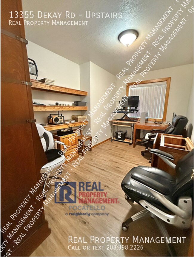 Building Photo - 13355 N Dekay Rd