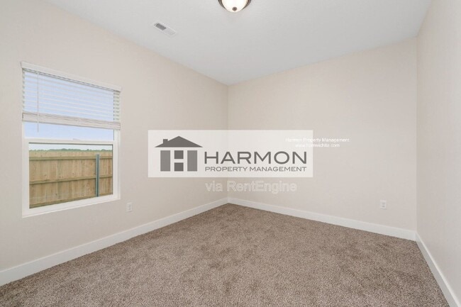 Building Photo - 2054 N Reece St