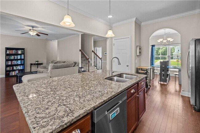 Building Photo - Flexible Space for Every Lifestyle! 4 Bedrooms Plus Loft & Bonus Room in Richmond Hill, GA
