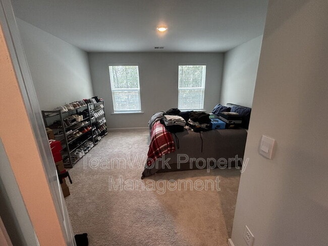 Building Photo - 231 Cozy Brook Ct