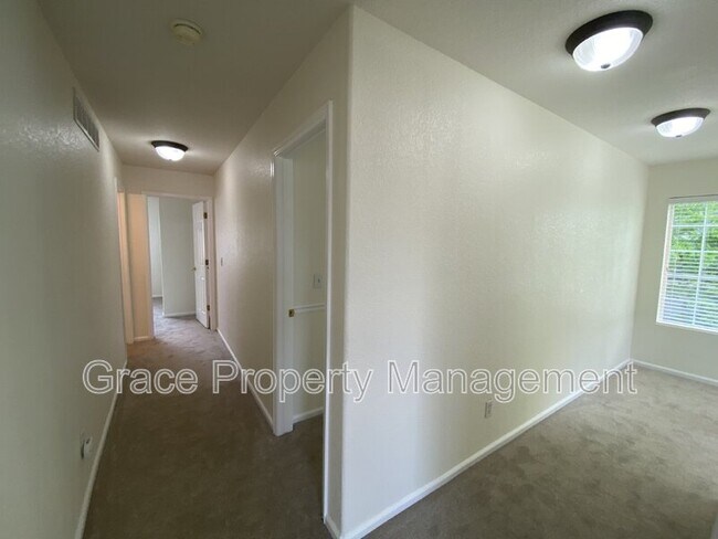 Building Photo - 14334 Craftsman Way