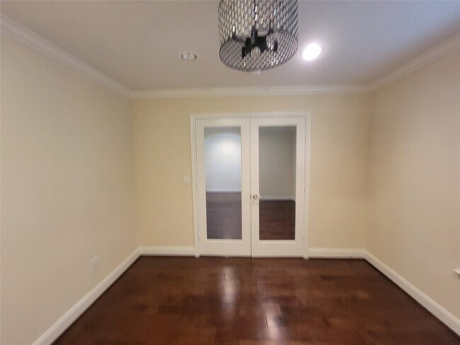 Building Photo - 1007 Blue Willow Dr