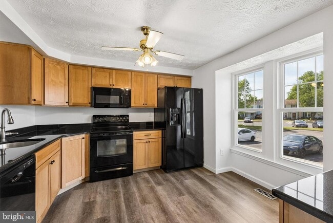 Building Photo - 2711 Neman Ct