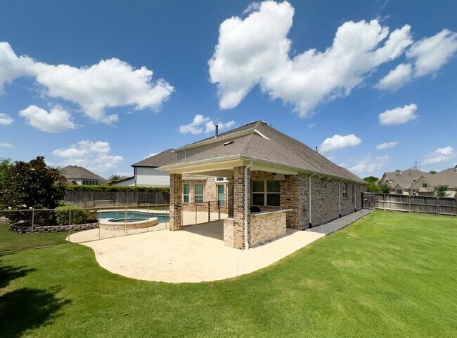 Building Photo - 9311 Stablewood Lakes Ln