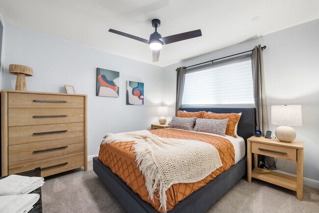 Building Photo - 8259 E Mulberry Ln