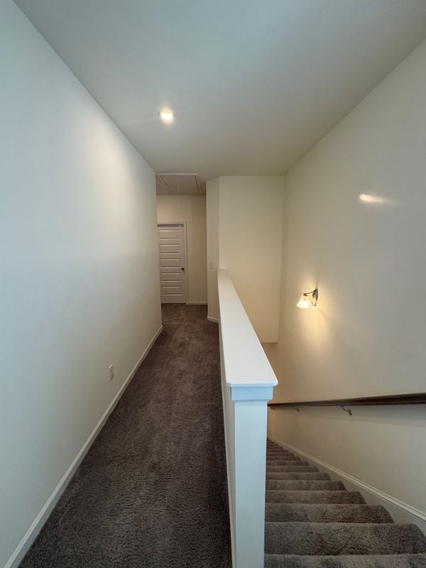 Building Photo - 127 Sawgrass Dr