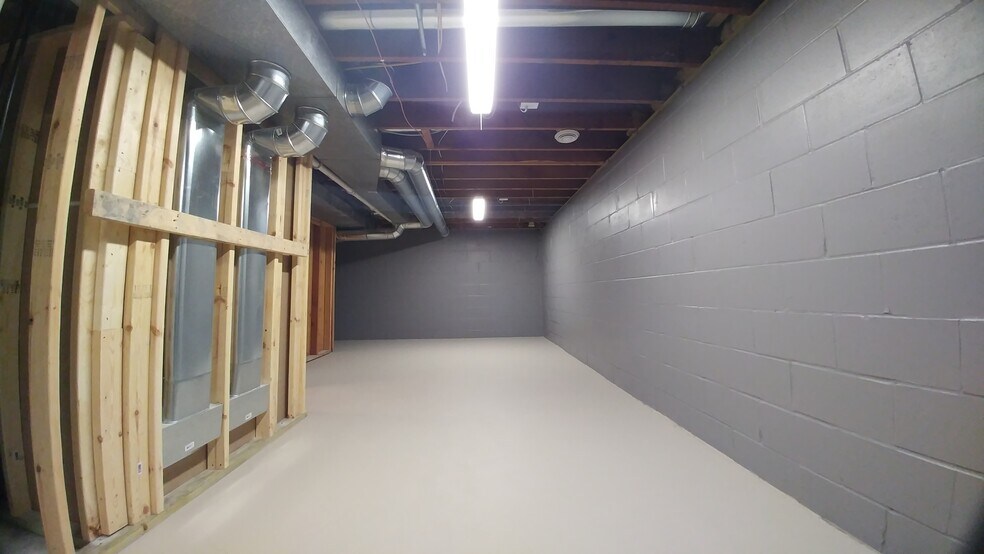 Building Photo - 316 23rd St. SW