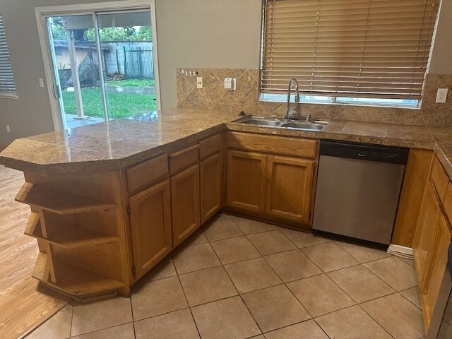 Building Photo - Beautiful Home in Spanos Park, North Stockton!