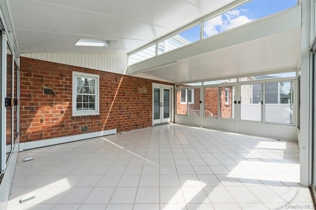 Building Photo - 2754 Natta Blvd