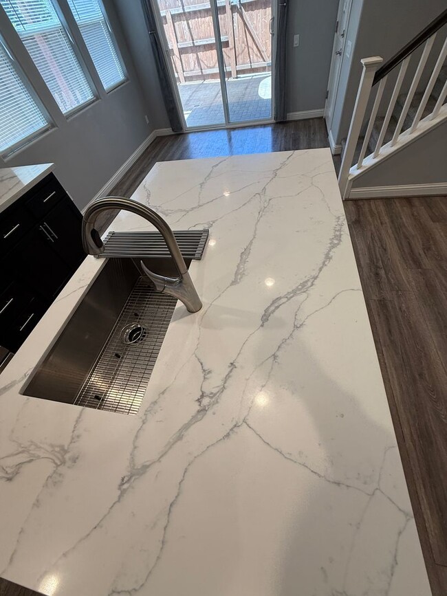 Building Photo - Beautiful Newer Two Story Home in The Gated Community of HG Gardens