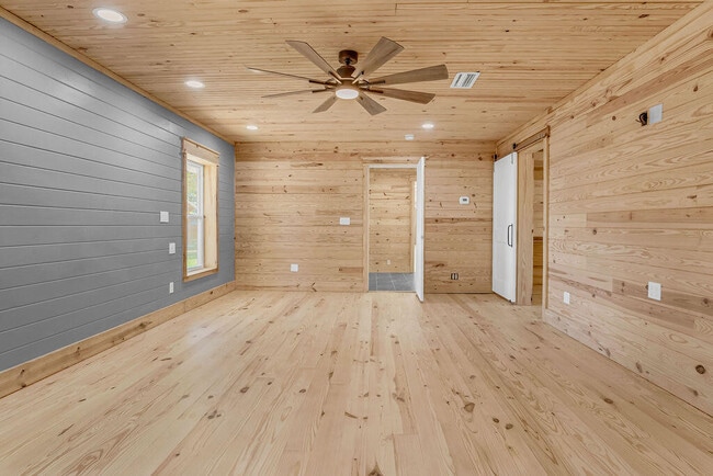 Building Photo - 498 Alabama St