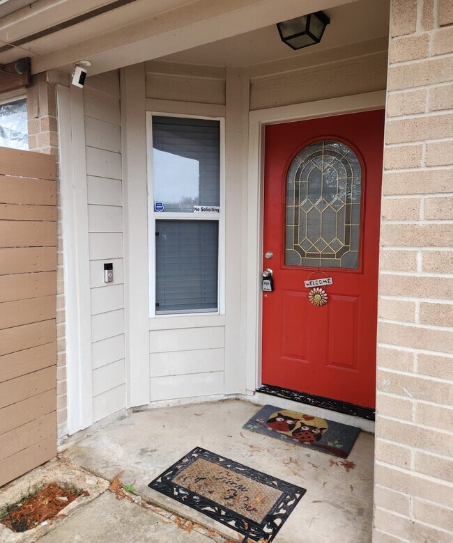 Building Photo - 2007 Goldspring Ln