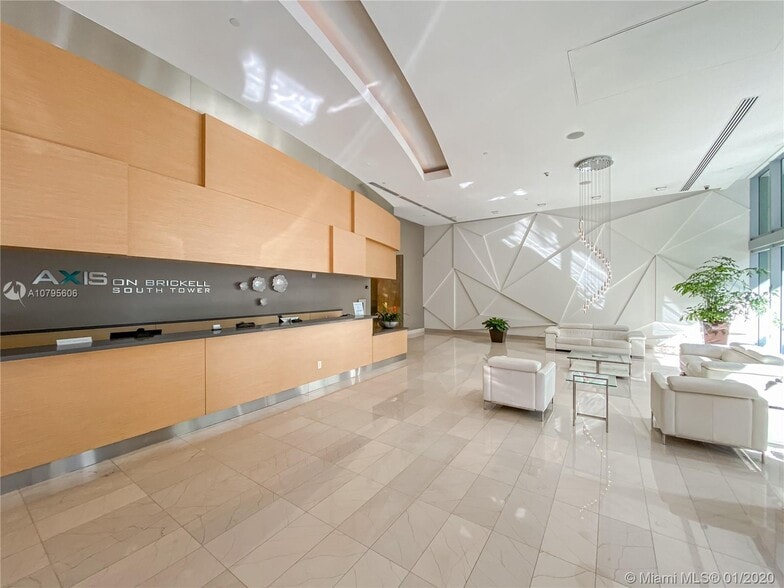 Building Photo - 79 SW 12th St