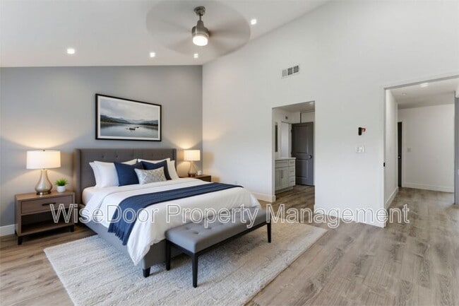 Building Photo - 1500 Aldea Dr