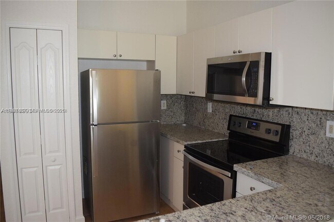 Building Photo - 17720 NW 73rd Ave