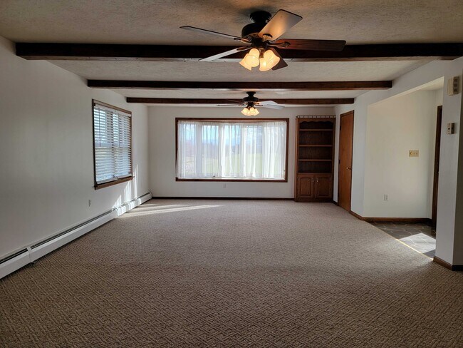 Building Photo - 222 Snyder Rd
