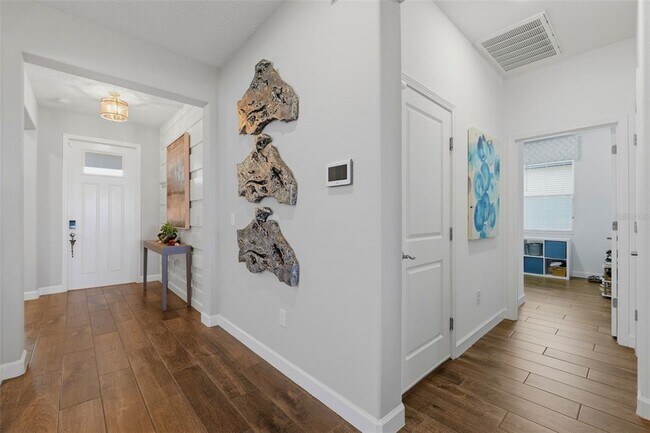 Building Photo - 31700 Cannon Rush Dr