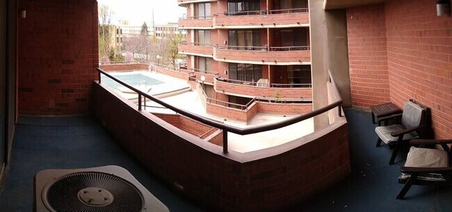 Building Photo - Modern Downtown Condo with Secure Access at Arlington Place