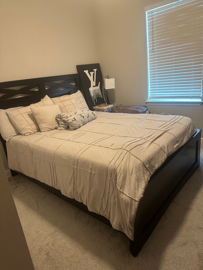 Bedroom - 6493 Cyrils Dr