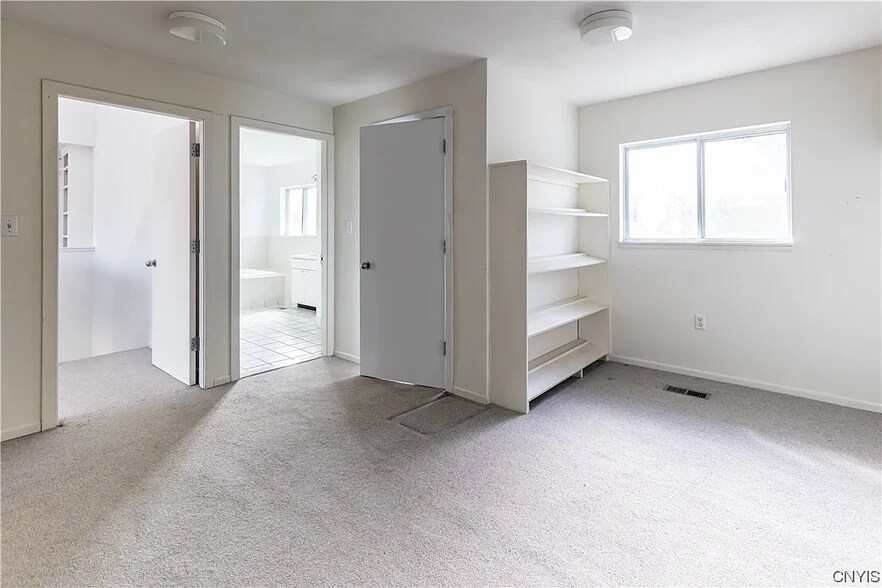 Building Photo - 7520 Spectrum Way