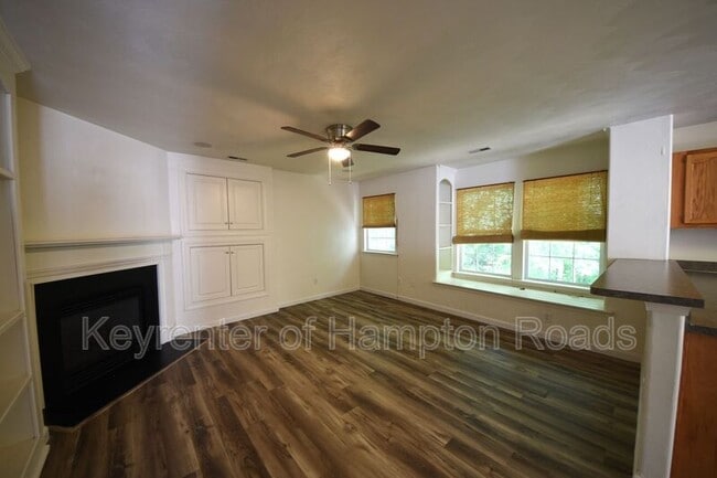 Building Photo - 1109 Lady Ashley Dr