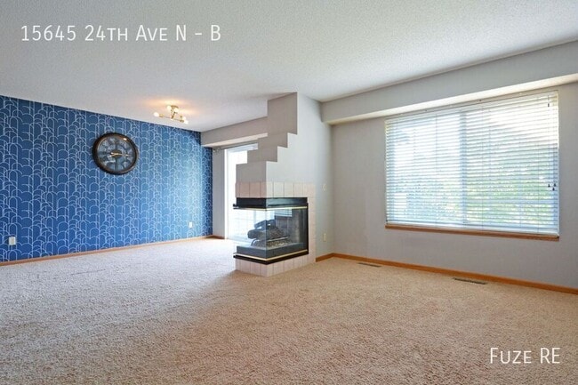 Building Photo - 15645 24th Ave N