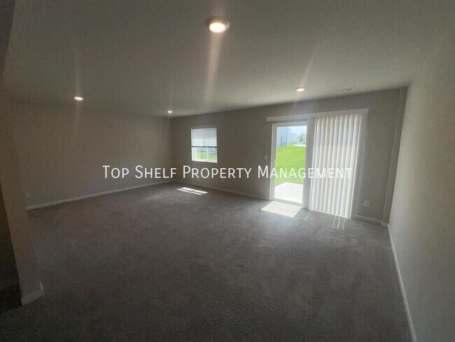 Building Photo - 1110 Northview Dr