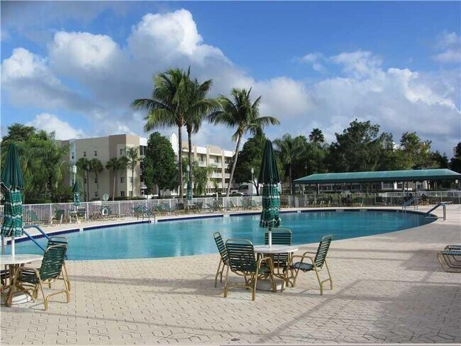 Building Photo - 9419 S Belfort Cir