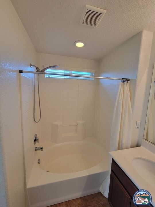 Building Photo - 642 Brewer Rd