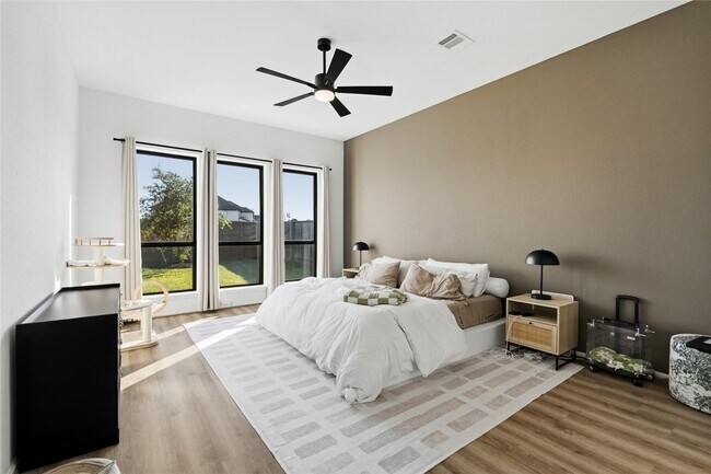 Building Photo - 2427 Mount Healy Ct