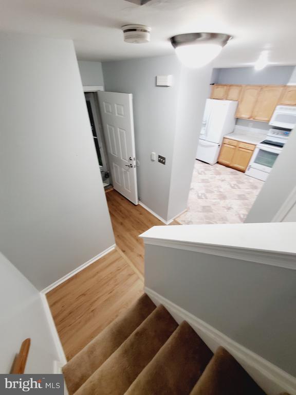 Building Photo - 19 Island Run Ct