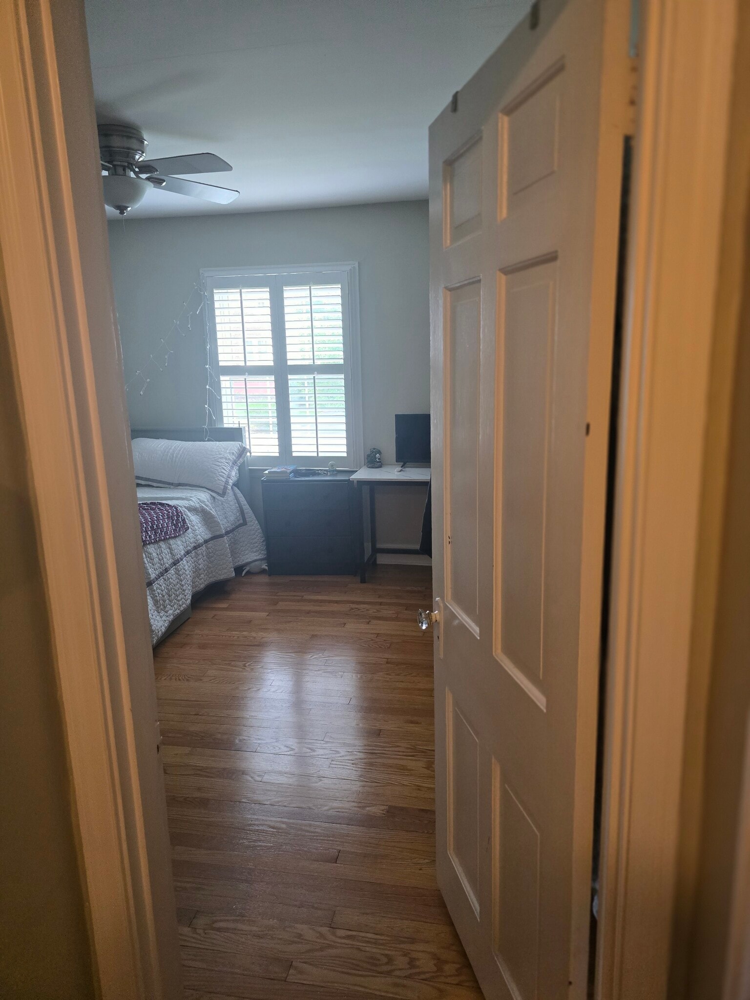 Main level bedroom 2 - 416 Fairlawn Rd