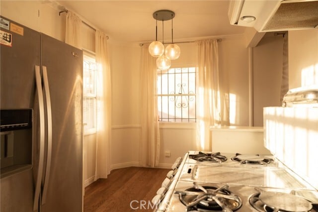 Building Photo - 1745 Mariposa Ave