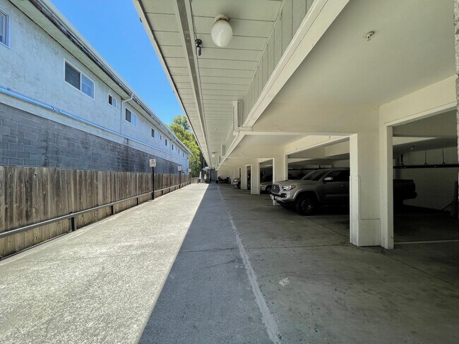 Building Photo - Nice and clean 3 beds 2 baths located in conveniently Laurel District.