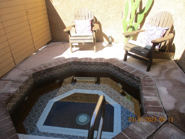 Building Photo - 73407 Foxtail Ln