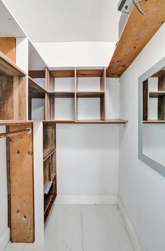 Building Photo - 855 NW 80th Terrace
