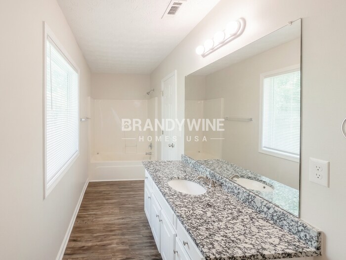 Building Photo - 150 Wynfield Dr