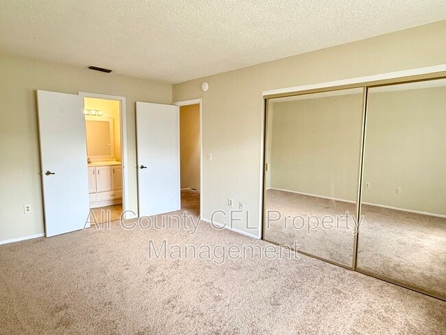 Building Photo - 4562 Pheasant Run Dr