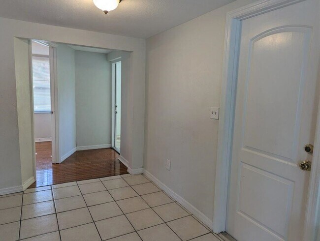 Building Photo - 12903 College Hill Dr