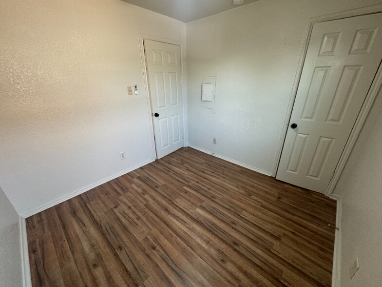 Building Photo - 2902 Sweeney Ln