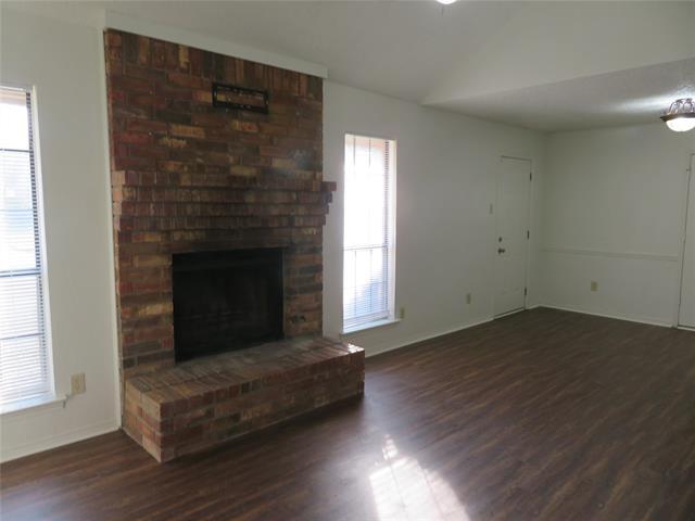 Building Photo - 452 Finch Dr