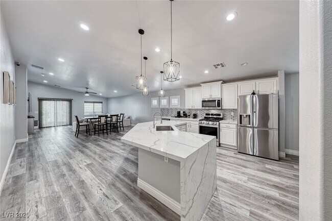 Building Photo - 7852 Whitlocks Mill Ave