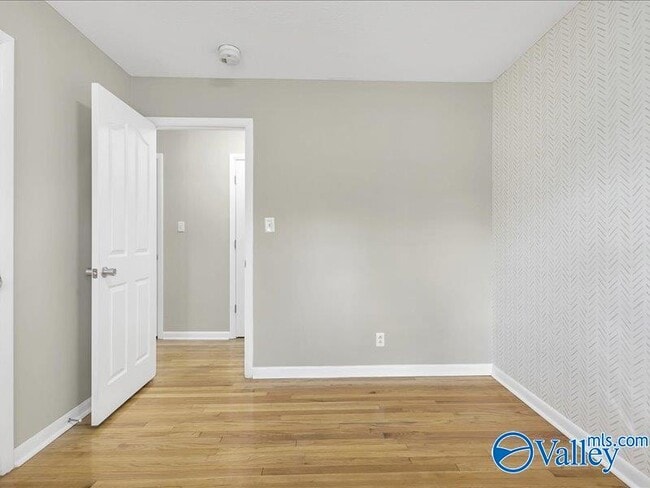 Building Photo - 315 Jack Coleman Dr NW