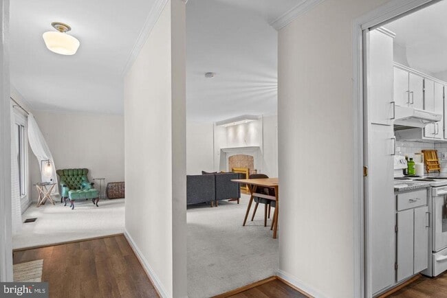 Building Photo - 2608 Sigmona St