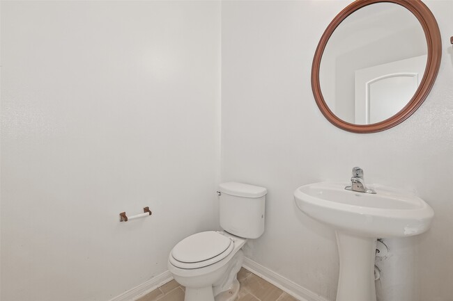 Building Photo - 20807 Echo Manor Dr