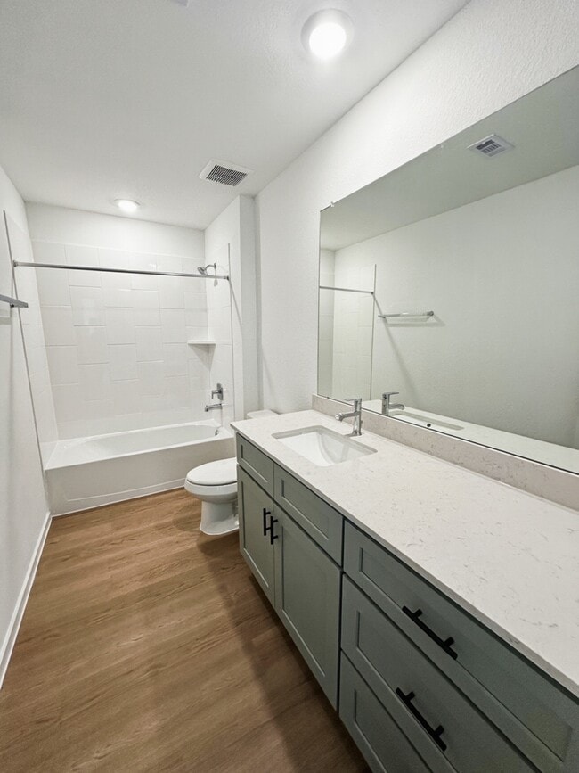 Building Photo - 3230 Coral Bluff Dr