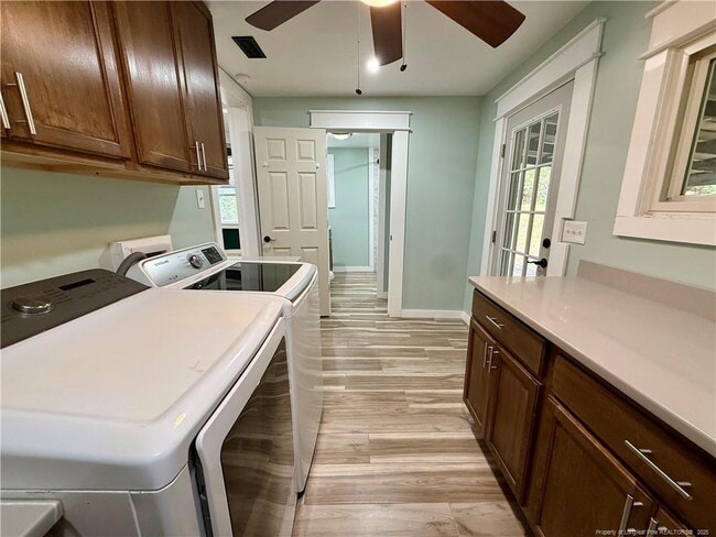 Building Photo - 1027 Cameron Hill Rd