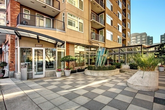 Building Photo - 2801 1st Ave