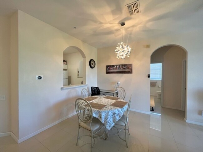 Building Photo - FURNISHED 3 Bedroom, 2 Bathrooms in the so...